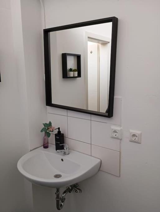 Apartment Koblenz Naehe Uni Und Bwzk מראה חיצוני תמונה